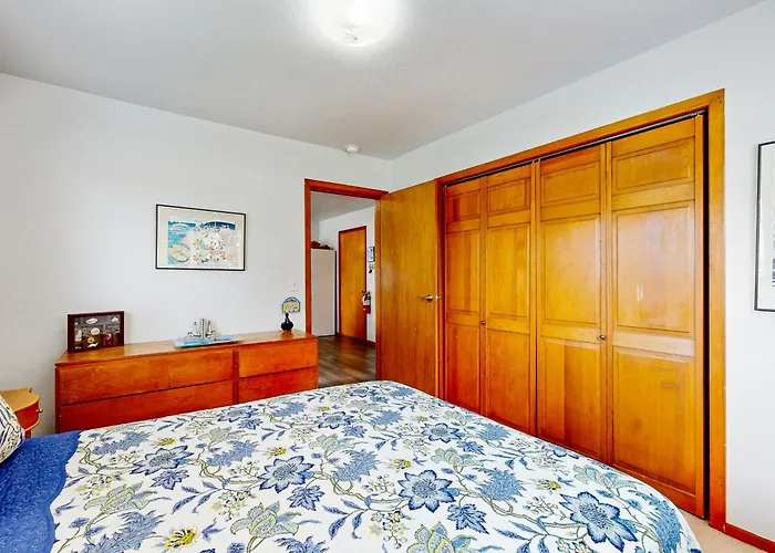 Nye Beach Bungalow
